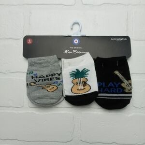 Ben Sherman boys size 0-12 mos guitar happy vibes stripe blue white socks